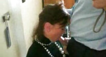 sex 3 mẹ con trong nhà tắm Quan hệ hentaiz ko che tình dục trên đi văng.